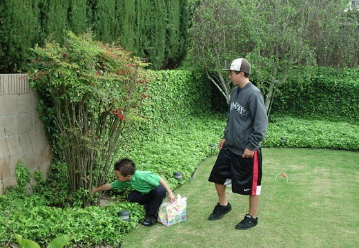 2005.03.27-easter-18