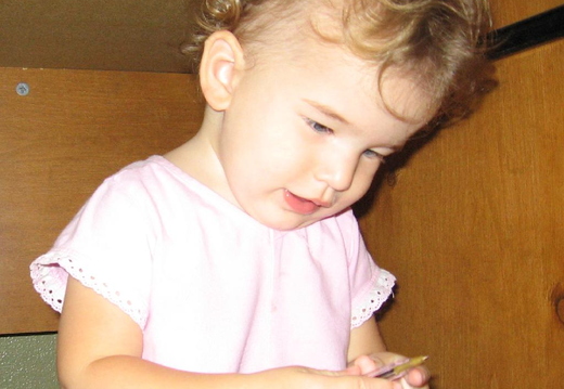 2005.09.06-06-under the desk
