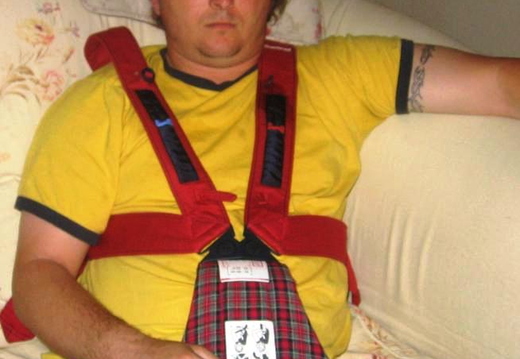 2007.05.27 - mile catchin a quick snooze