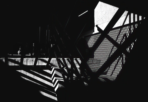 R0008105rg