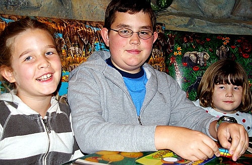rainforest cafe jonathan bday